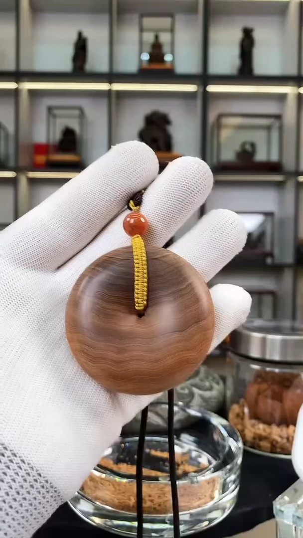 【闪购商品】檀香木吊坠平安扣