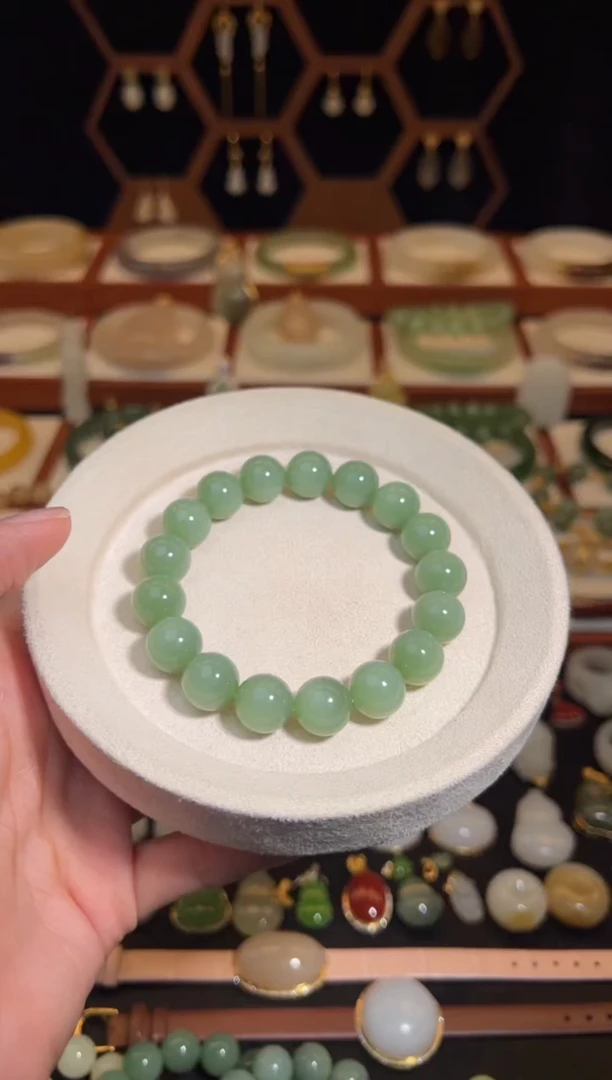 未镶嵌手链和田玉精品