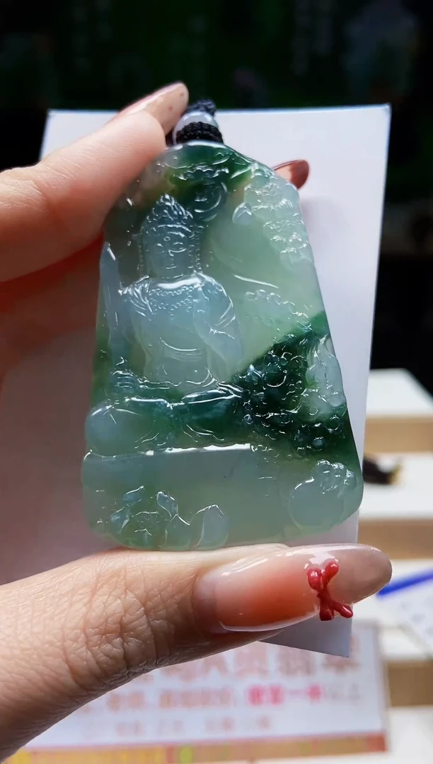 颈饰未镶嵌翡翠1