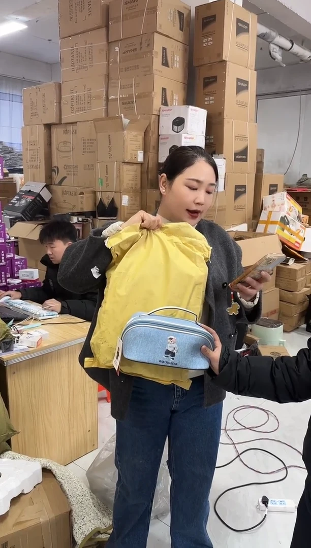 织物琪老板女包超好看商品图片下单