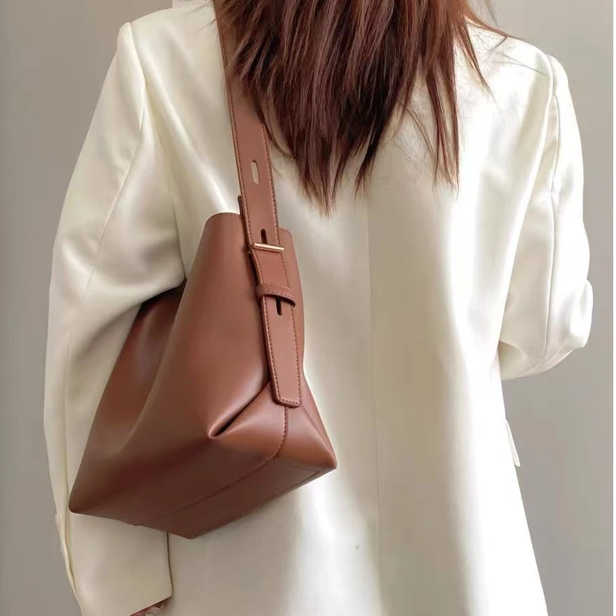 鞋服-听主播提示下单 默认微瑕介意慎拍-