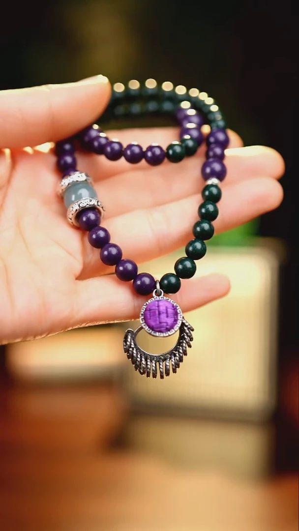 刺绣私人定制苗族手工A799