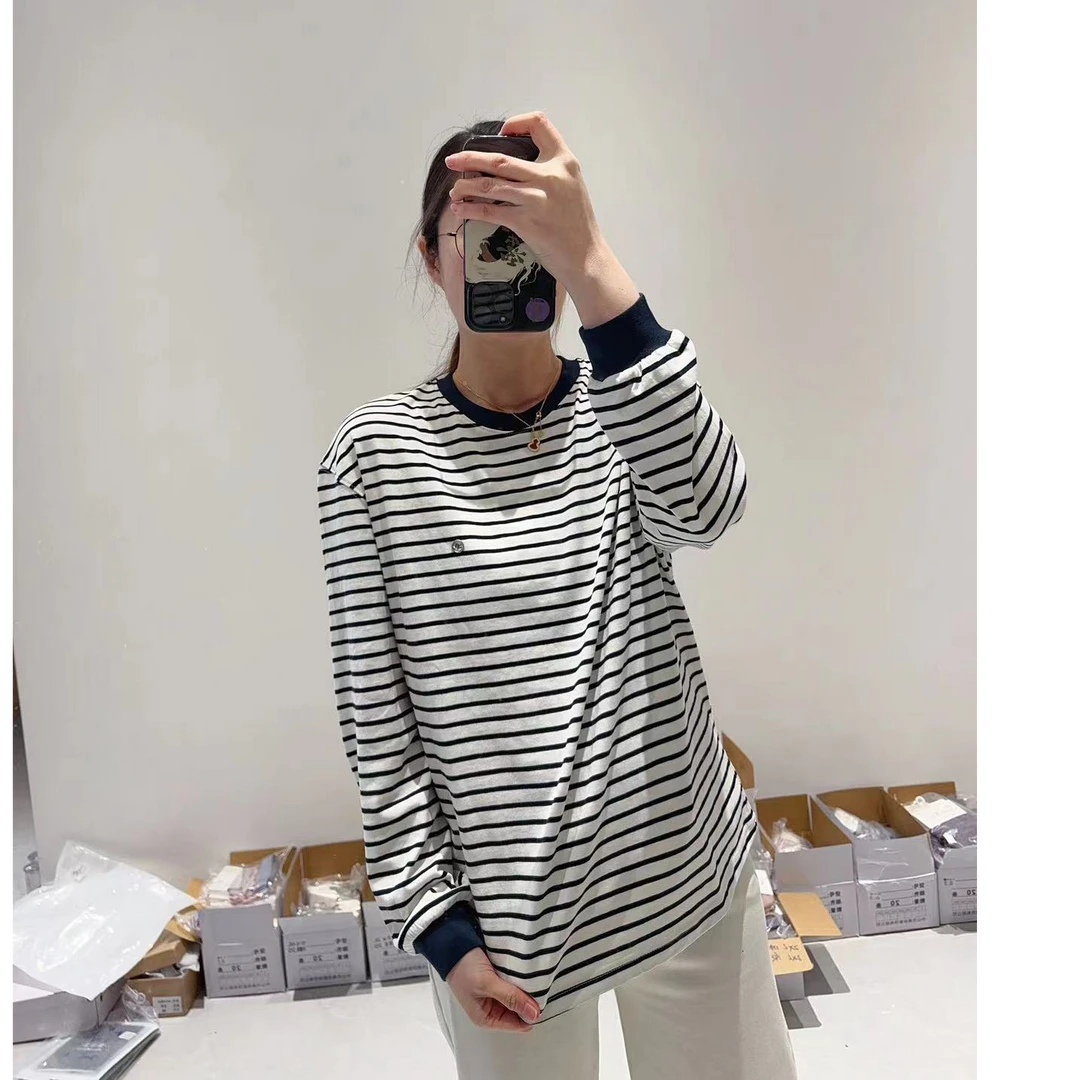 东大门c家M扣条纹长袖T恤