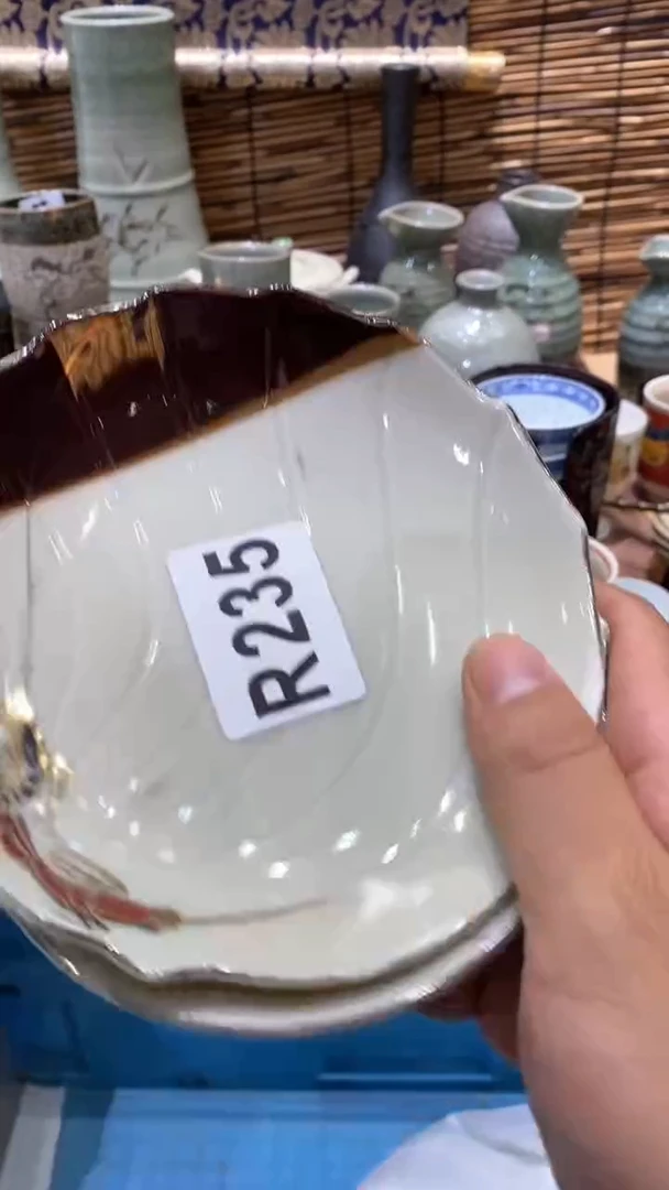 瓷片太****在235 太平盛世为何有偷猫贼长期存在