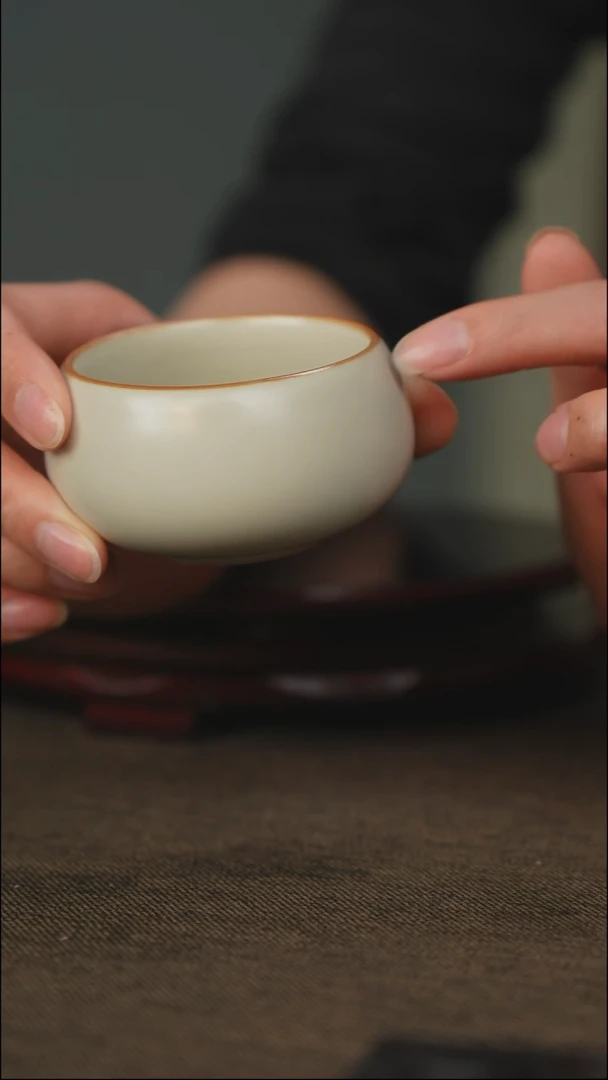 精品 米黄  禅定杯 无底款