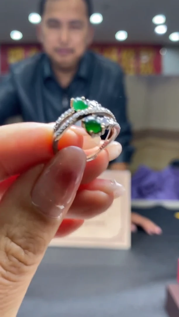 【闪购商品】翡翠戒指未镶嵌********613