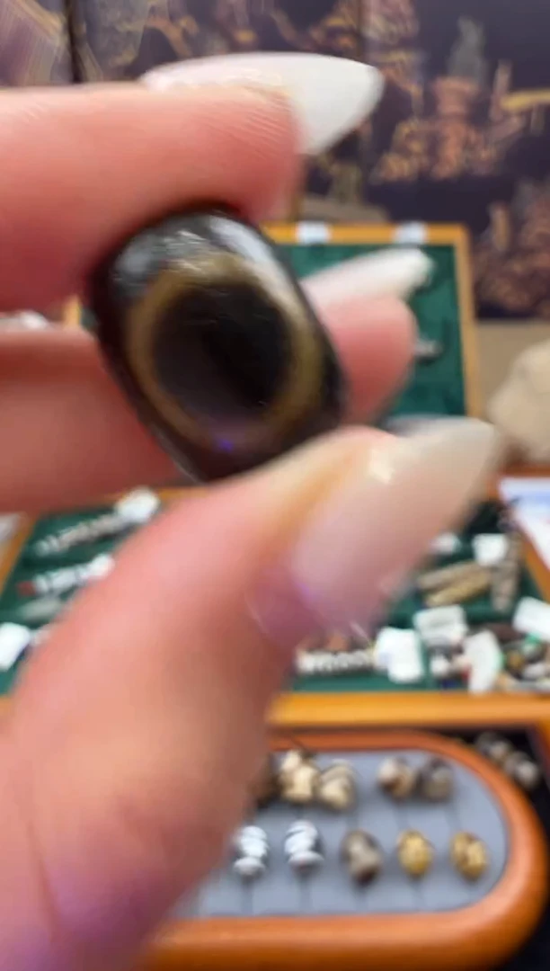 玛瑙/玉髓吊坠(不含链)未镶嵌28.（微瑕随机发货）