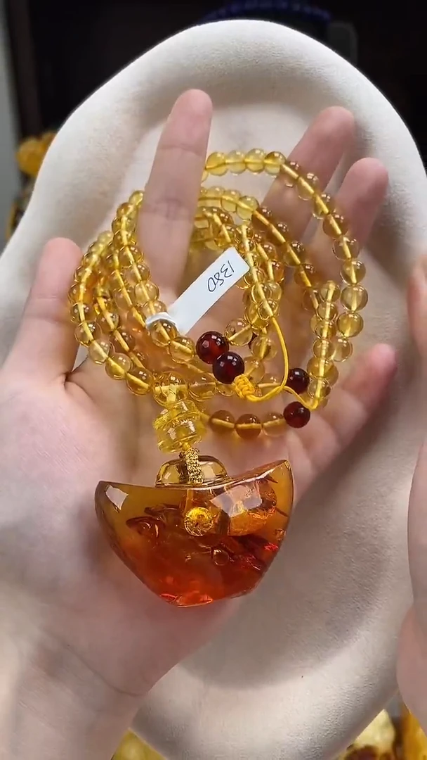 琥珀颈饰未镶嵌吊坠