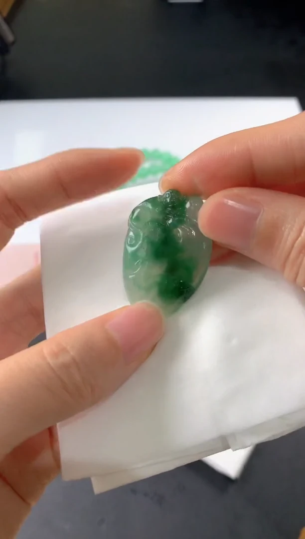 未镶嵌定制翡翠S*薇毛货抛光
