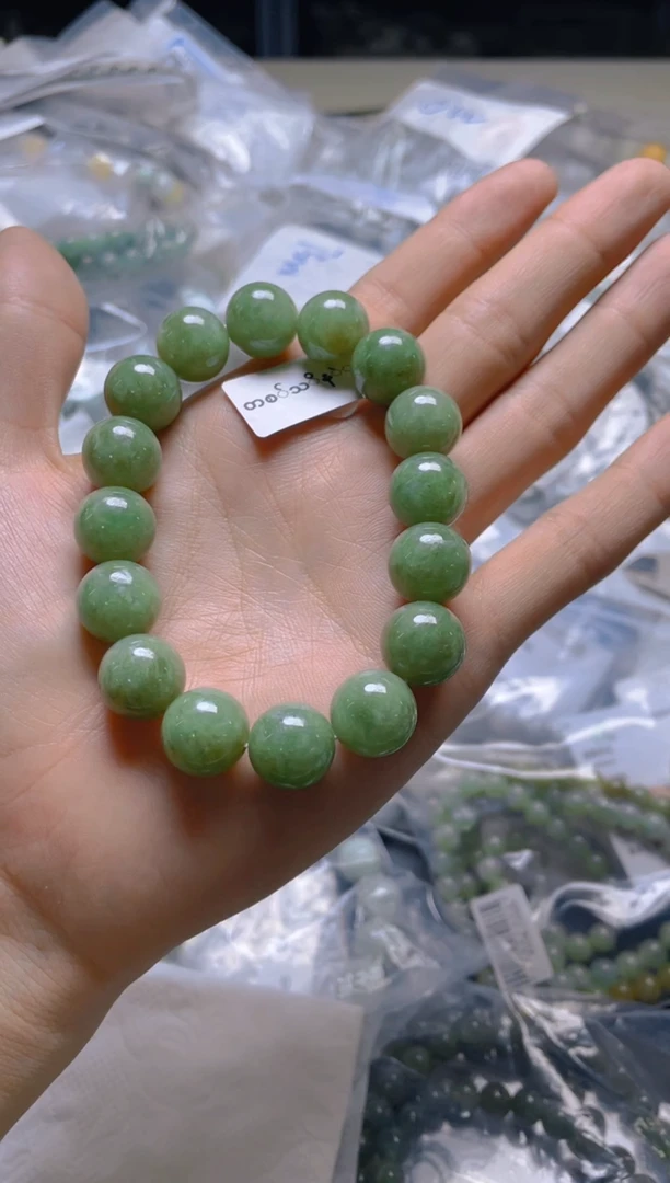 未镶嵌定制翡翠珠串