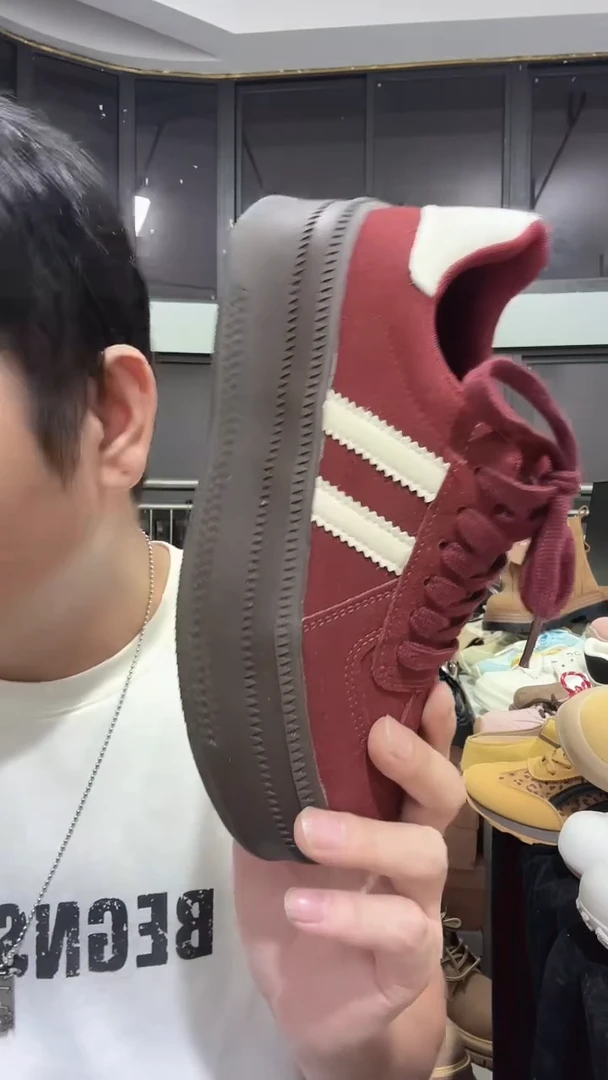 ?*白红色厚底板鞋37码