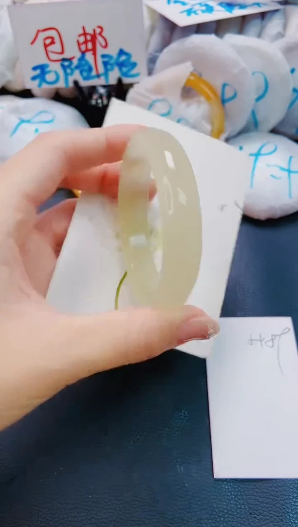 石英质玉手镯未镶嵌H59-57-58