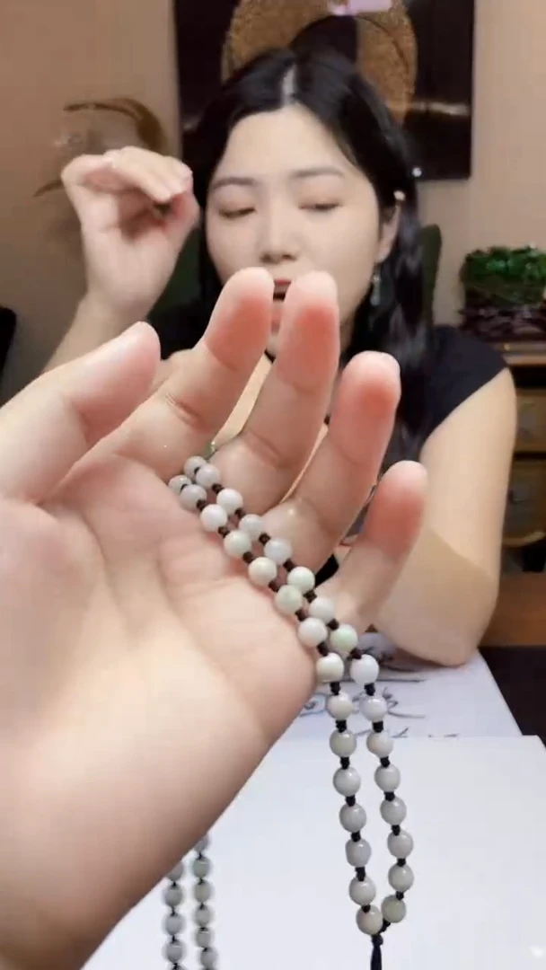 未镶嵌定制翡翠吊坠80