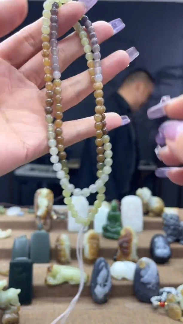 颈饰未镶嵌和田玉11