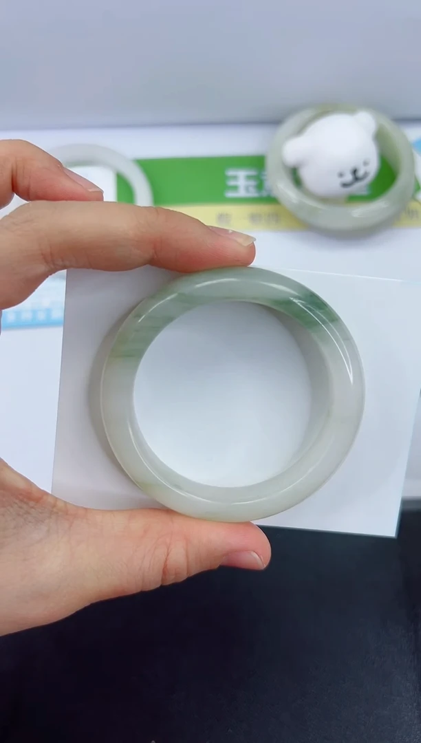 【闪购商品】石英质玉手镯未镶嵌511-50.2