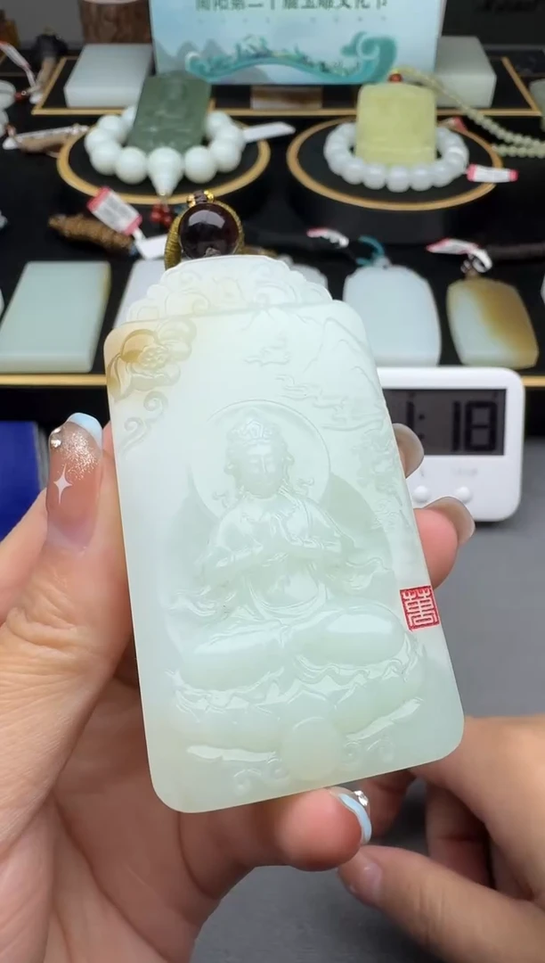颈饰未镶嵌和田玉3