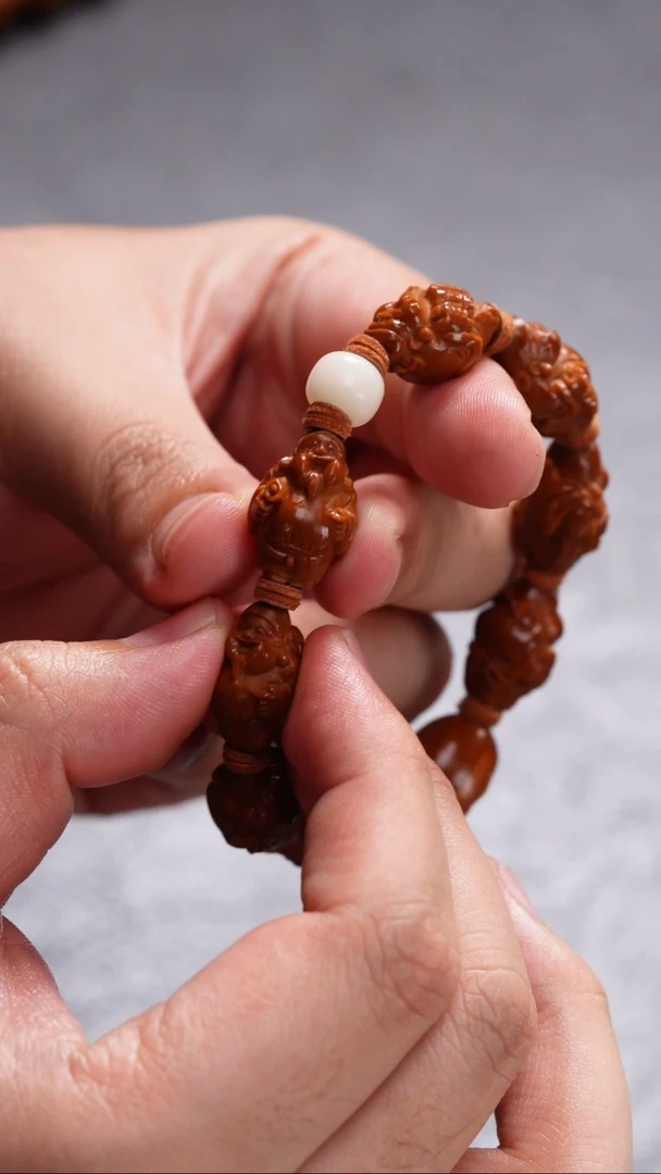 橄榄核吊坠橄榄核