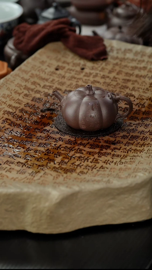 茶壶紫砂城*骅lx老紫泥鸣远小南瓜120cc