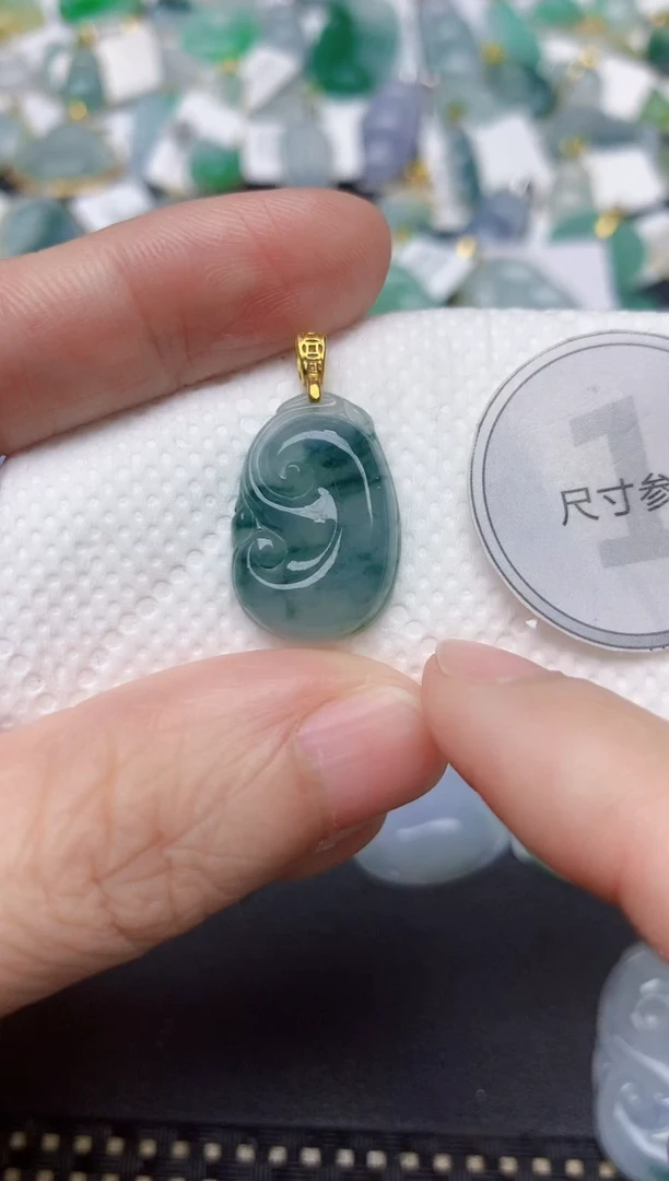 颈饰未镶嵌翡翠天然缅甸A货翡翠