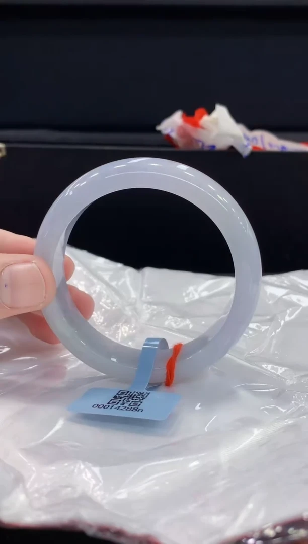 未镶嵌手镯翡翠翡翠手镯