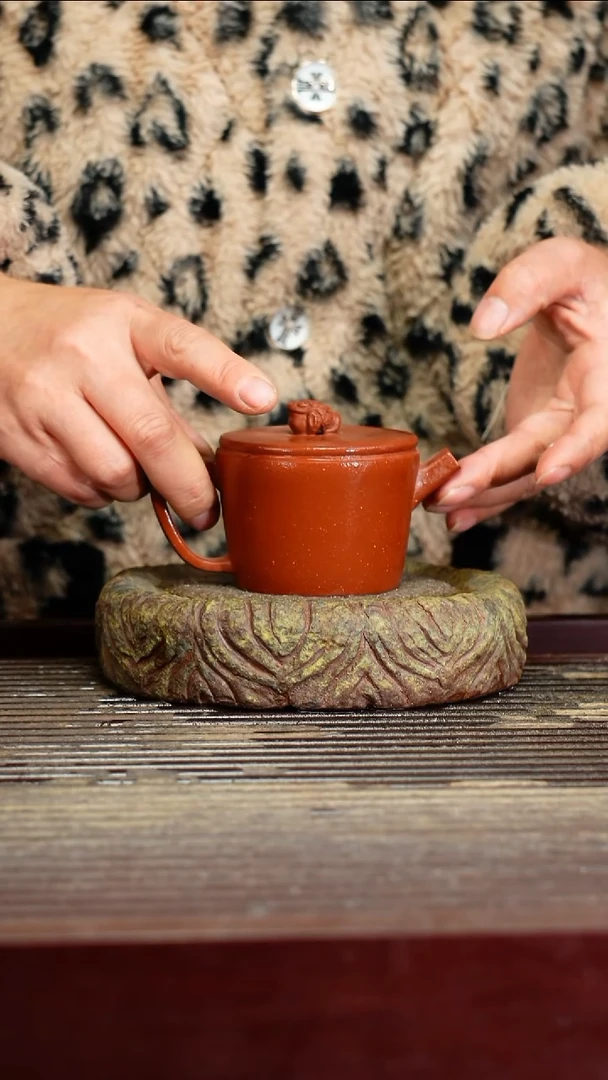 宜兴原矿紫砂壶茶壶宜兴原矿紫砂壶茶壶100C