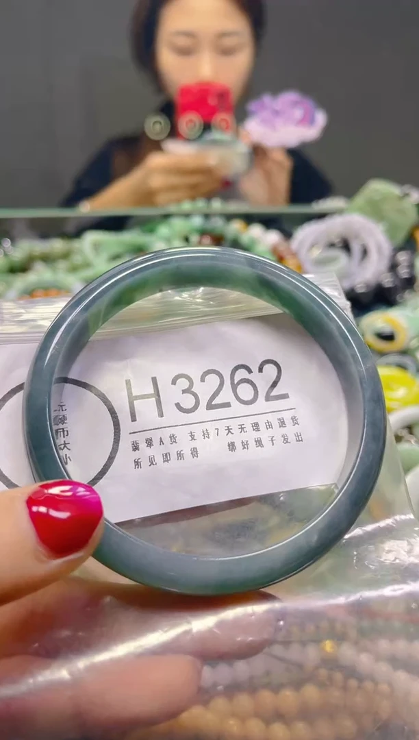 颈饰未镶嵌翡翠60-61/H/翡翠A货，一件也是批发价