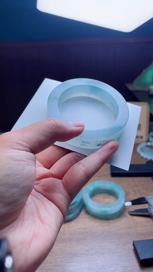 定制翡翠手镯未镶嵌怡****6定制