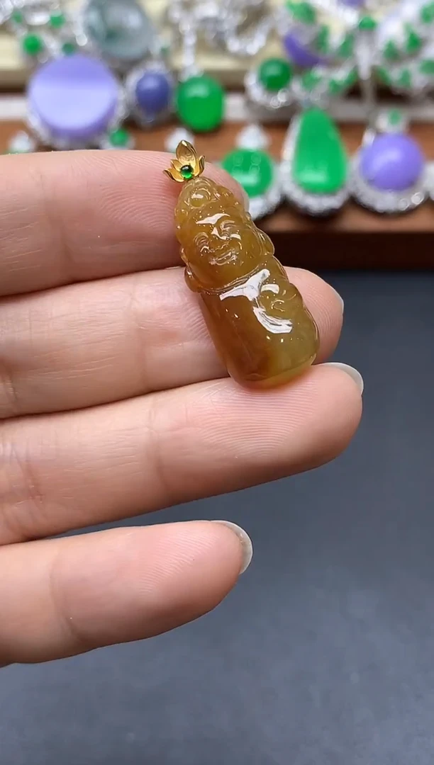 颈饰18K金镶嵌翡翠101-中国好珍宝