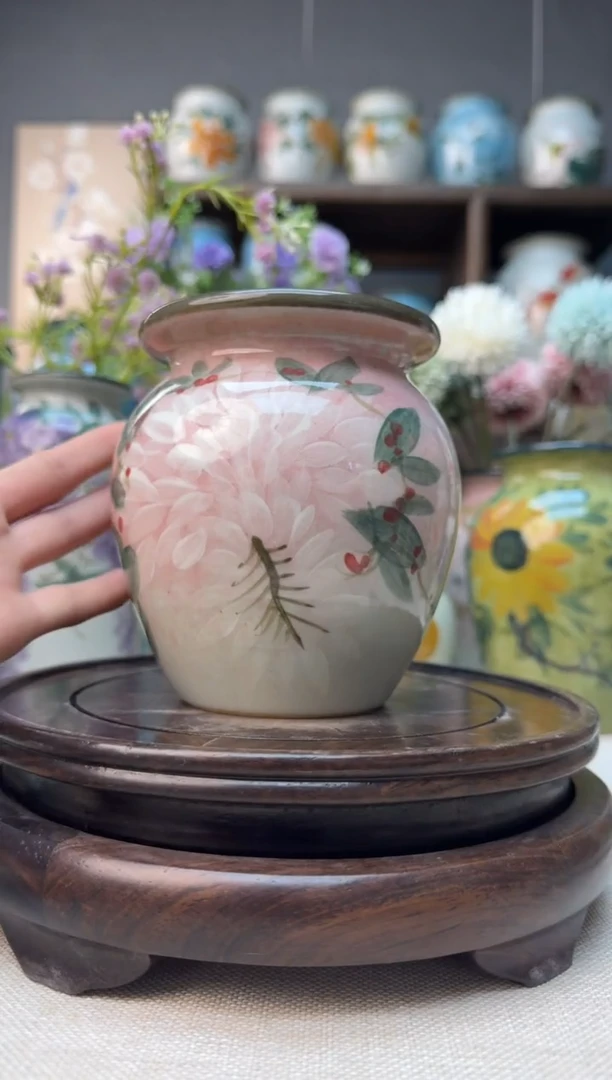 【闪购商品】瓶景德镇手绘陶瓷花瓶底部无孔高12口8左右