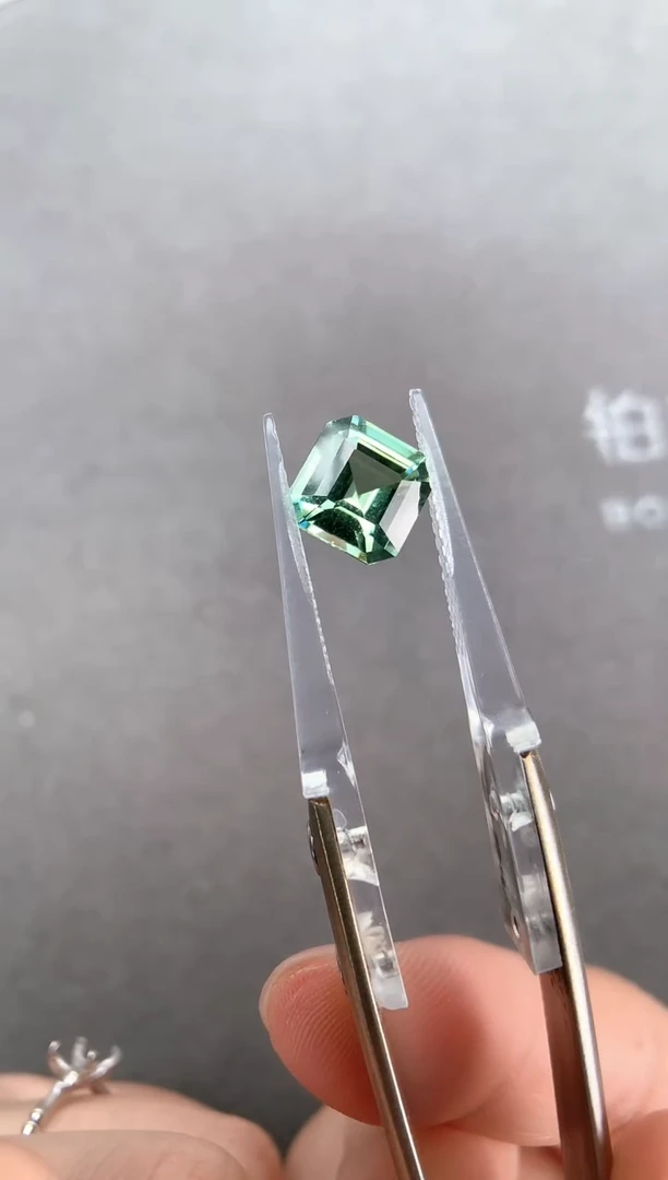 定制碧玺裸石未镶嵌2.37ct 081