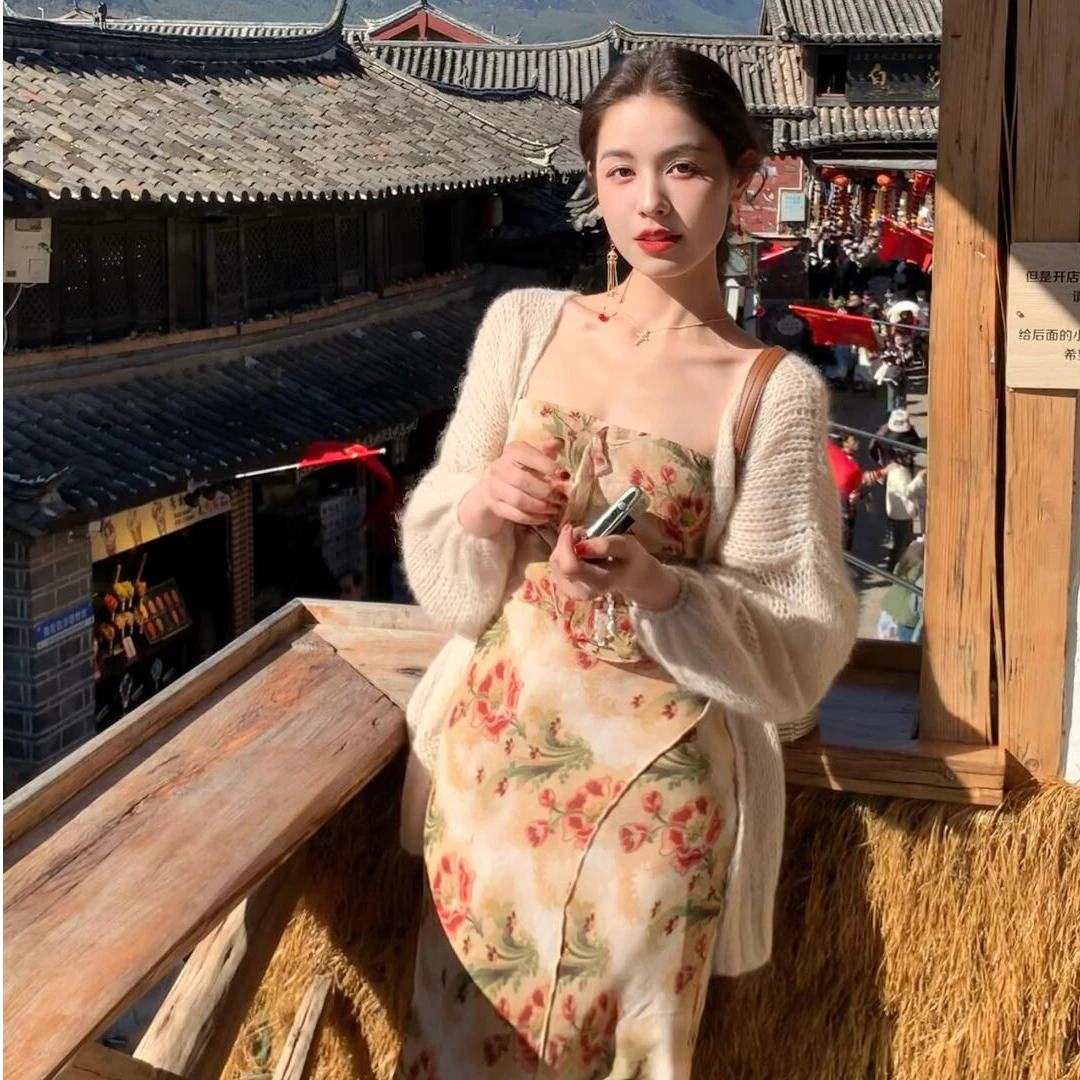 法式针织开衫夏季宽松上衣碎花吊带抹胸连衣裙渡假收腰长款套装女