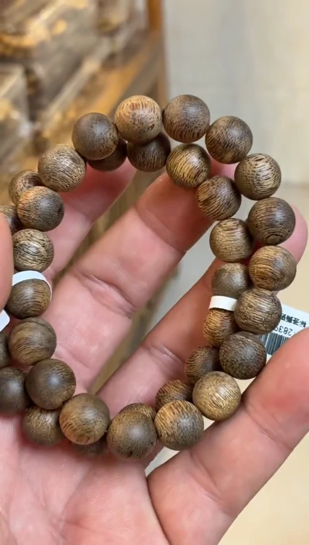 沉香手串 文莱圆珠单圈昆仑梅格1.1多样性发其一