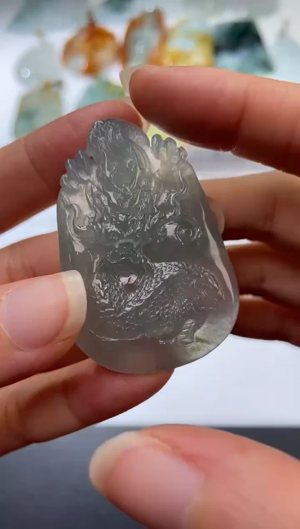 未镶嵌挂件翡翠374689  多人