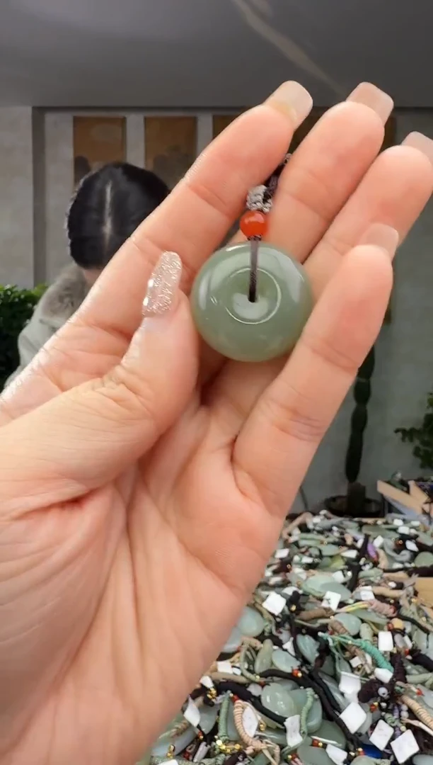 颈饰未镶嵌和田玉拍一发一多样性发货