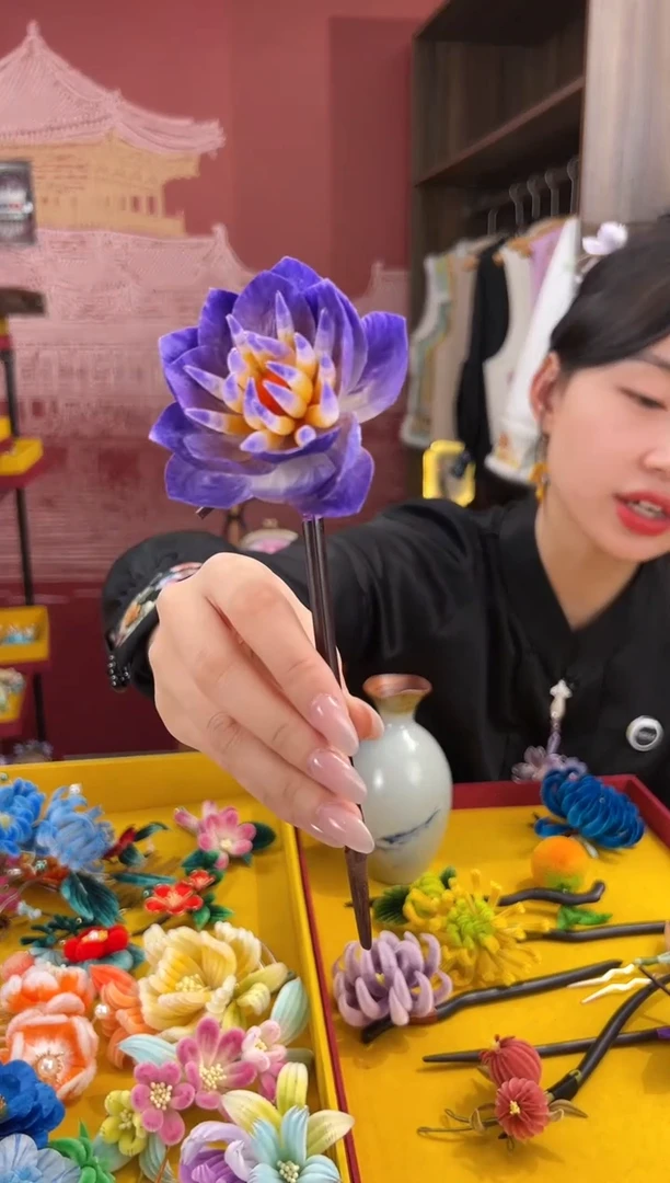 【闪购商品】刺绣非遗绒花（发饰