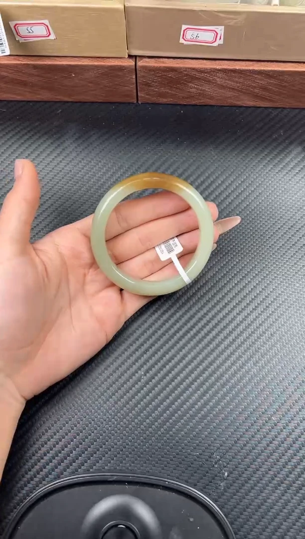 未镶嵌手镯和田玉若羌微色差57m