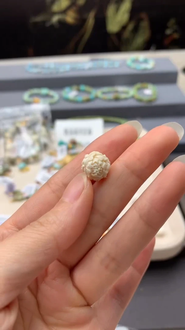 未镶嵌单珠南红玛瑙酷.S113