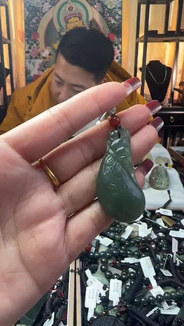 颈饰未镶嵌和田玉和田玉吊坠51