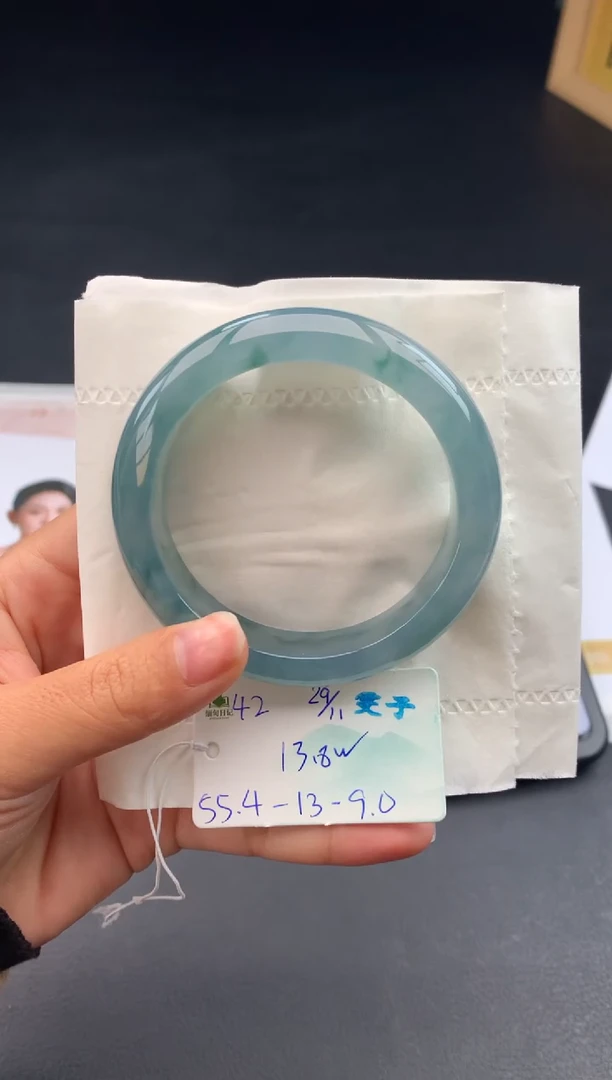 未镶嵌手镯翡翠翡翠自带#送人#，假一赔三
