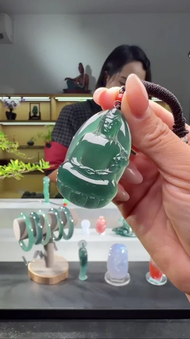 吊坠(不含链)未镶嵌翡翠观音