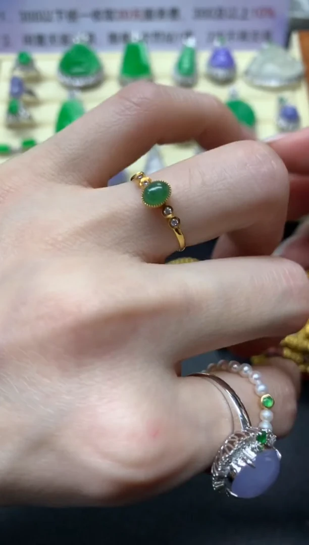 【闪购商品】翡翠戒指18K金镶嵌戒指|800+80