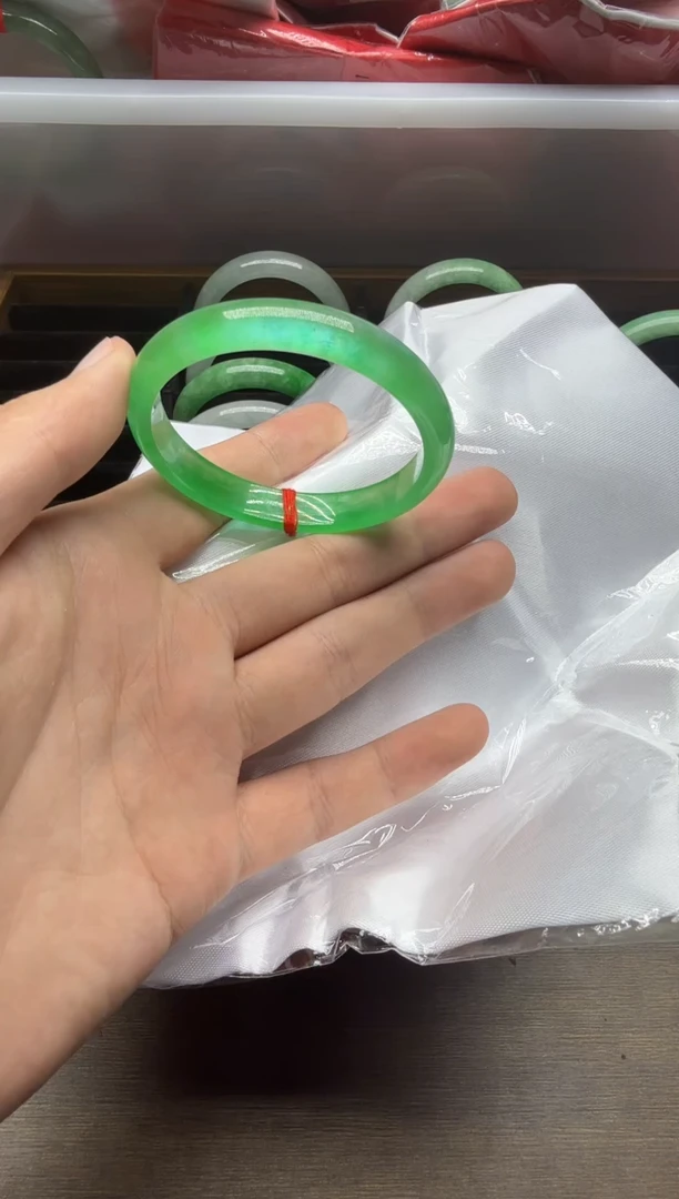 未镶嵌手镯翡翠D17圈口52