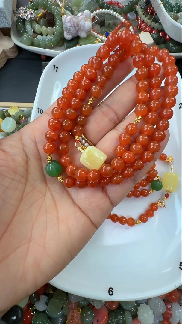 颈饰未镶嵌南红玛瑙?****e169一个