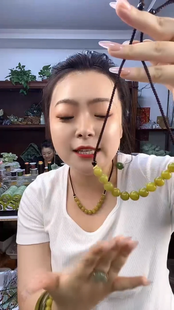 蛇纹石玉未镶嵌珠11多样性发货其中之一