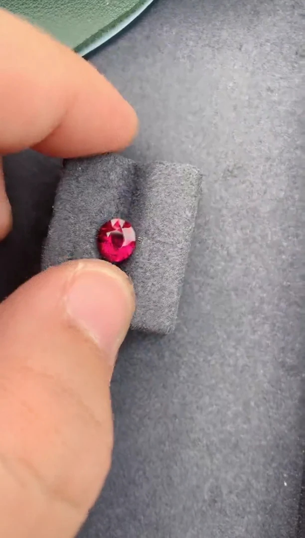 未镶嵌裸石定制碧玺1.29ct 卢比来碧玺 定制