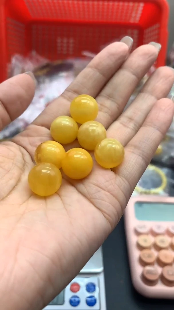 未镶嵌琥珀珠宝奇石1066多样性发其一