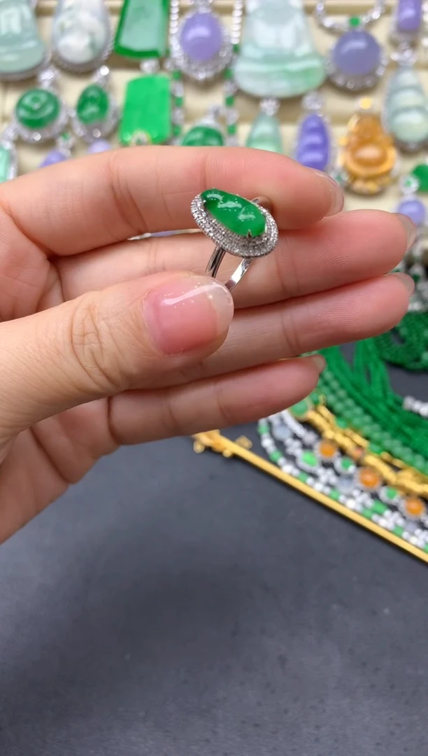 【闪购商品】翡翠戒指18K金镶嵌321中国好珍宝