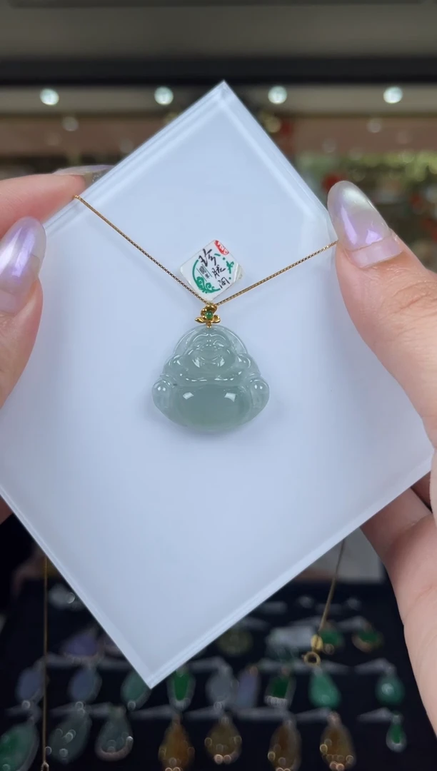 吊坠(不含链)18K金镶嵌翡翠21号标签撕毁不退换