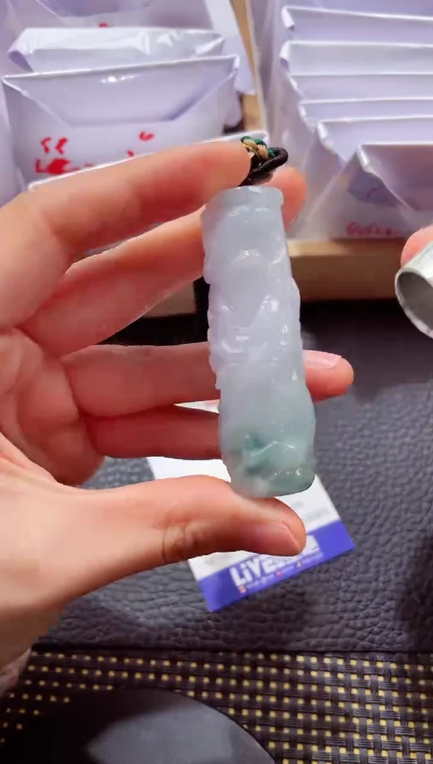 未镶嵌挂件翡翠000111