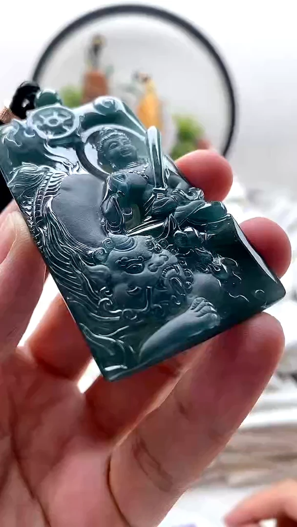 颈饰未镶嵌翡翠文殊